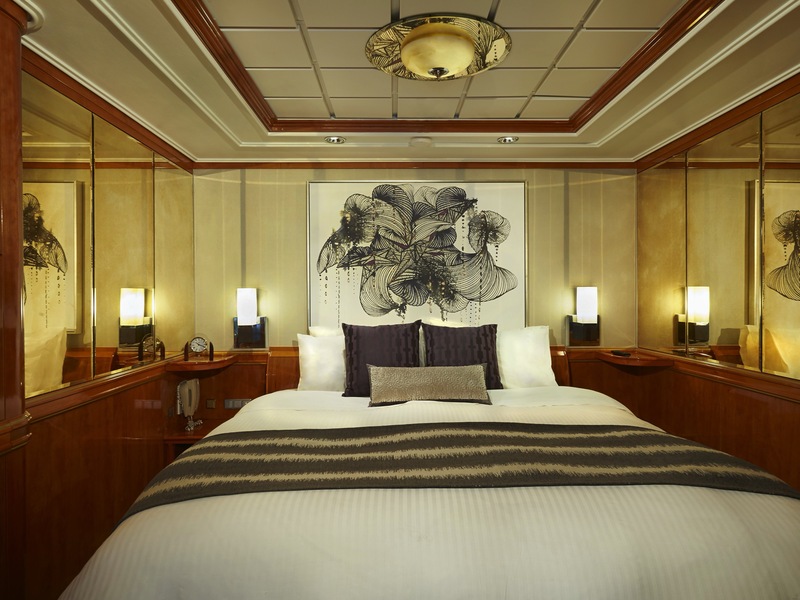 2-Bedroom Deluxe Family Suite with Balcony